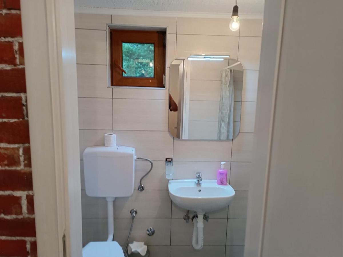 Cottage Auto Camp Vinac Яйце Екстериор снимка